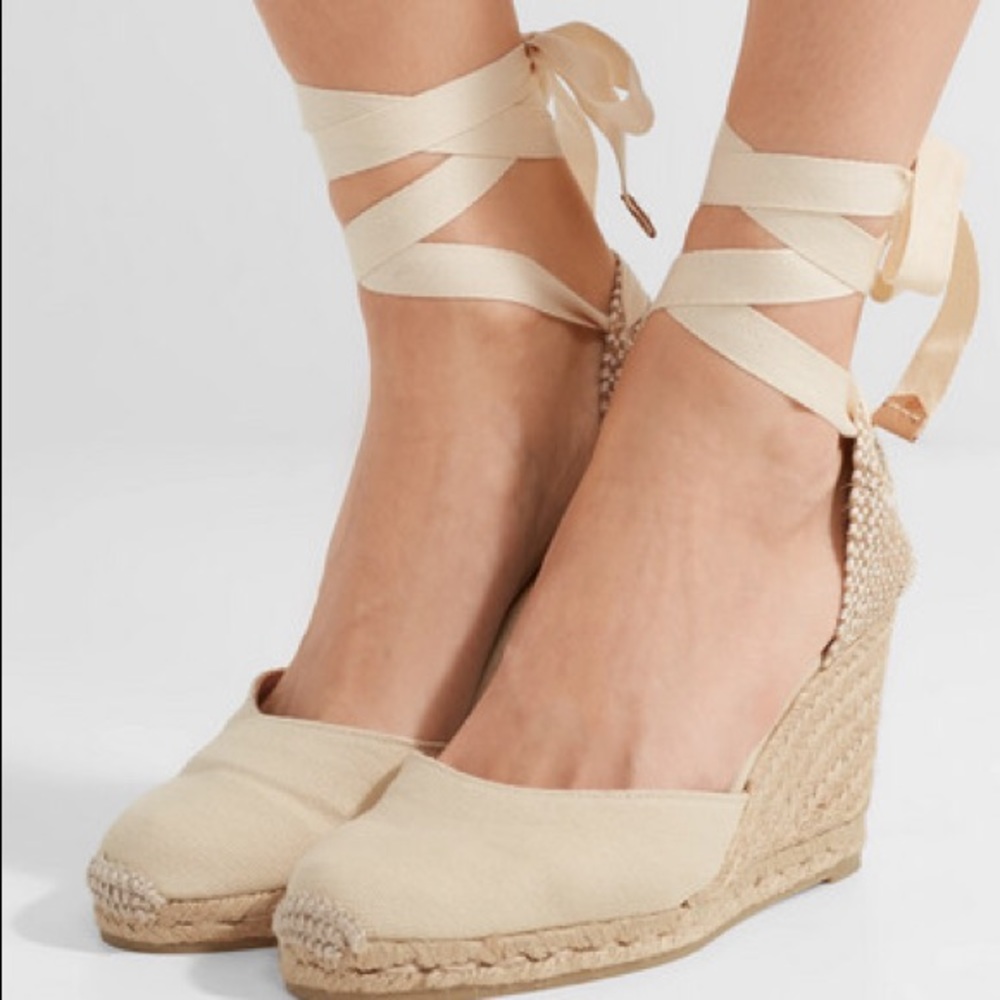 Spanish espadrille shoe